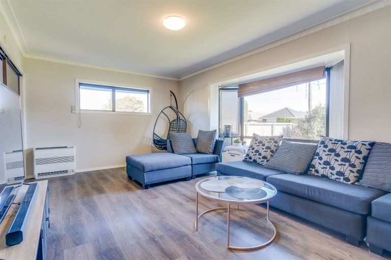 Photo of property in 10 Oakdale Street, Avonhead, Christchurch, 8042