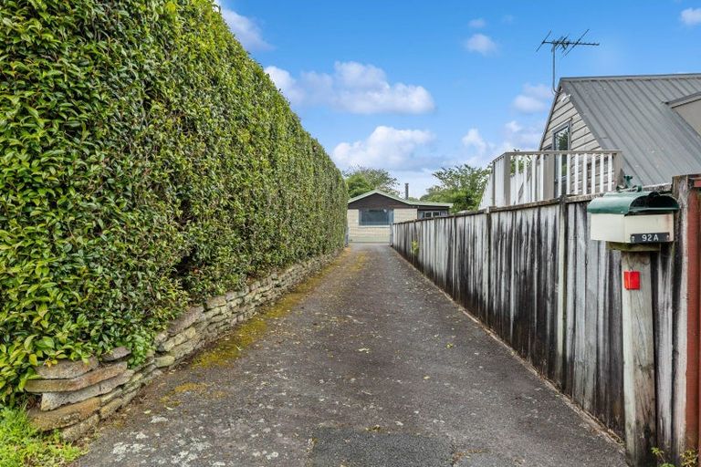 Photo of property in 92a Heta Road, Highlands Park, New Plymouth, 4312