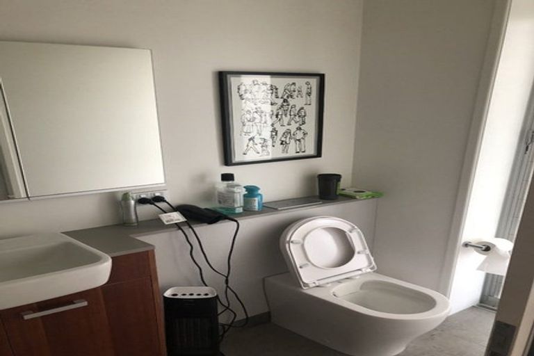 Photo of property in 4/6 Belt Road, Moturoa, New Plymouth, 4310