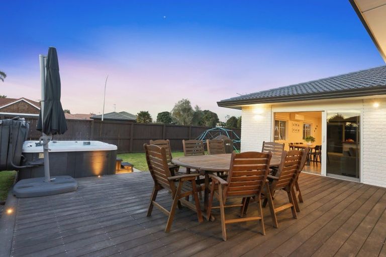 Photo of property in 1 Aldermen Avenue, Papamoa Beach, Papamoa, 3118