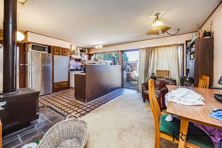 Photo of property in 121 Settlement Road, Papakura, 2110
