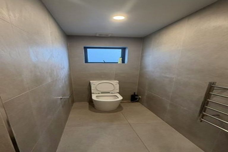 Photo of property in 39b Exminster Street, Blockhouse Bay, Auckland, 0600