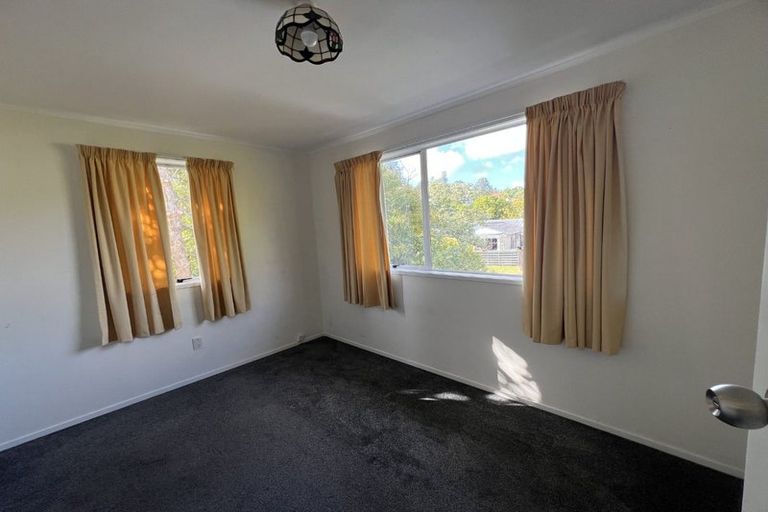 Photo of property in 12 Redwing Street, Browns Bay, Auckland, 0630