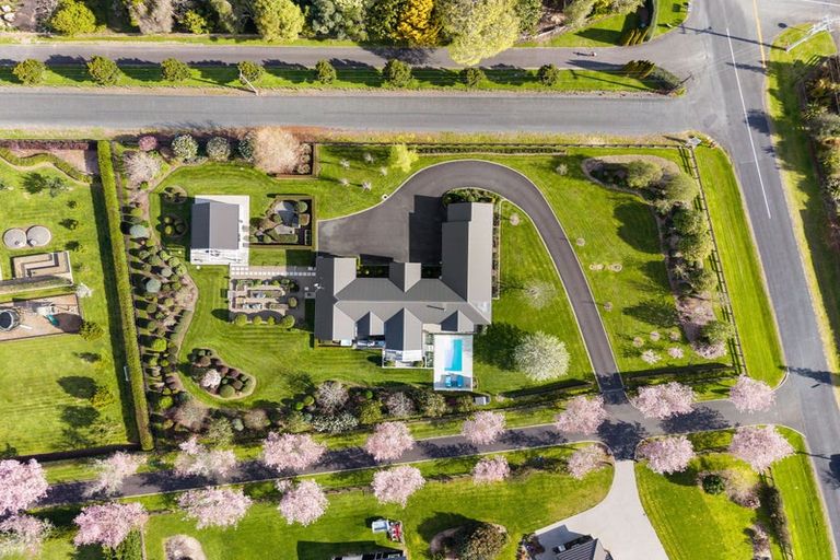 Photo of property in 2 September Grove, Tamahere, Hamilton, 3283