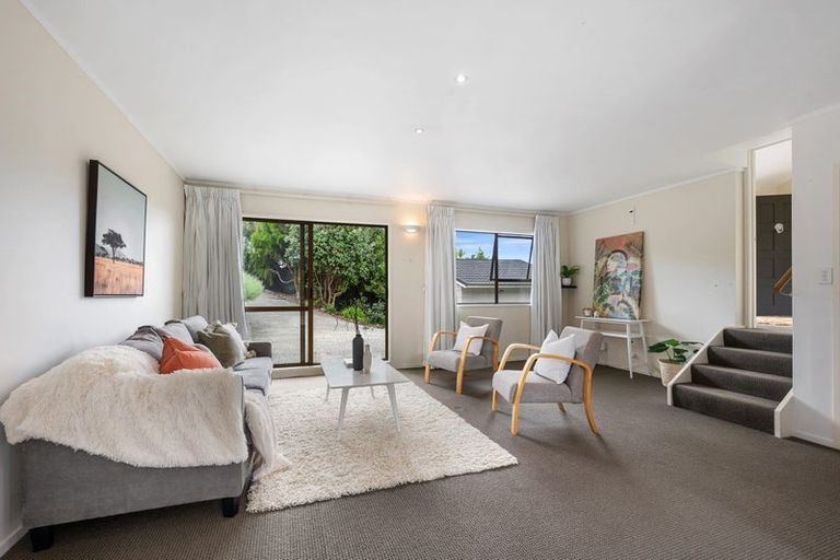 Photo of property in 22b Mariposa Crescent, Birkenhead, Auckland, 0626