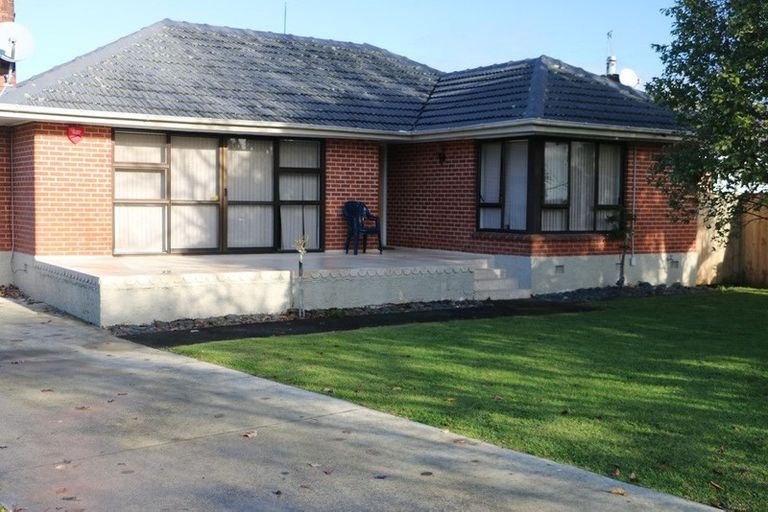 Photo of property in 19 Sunnyside Crescent, Papatoetoe, Auckland, 2025