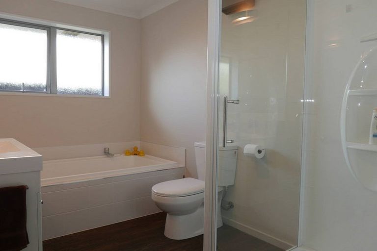 Photo of property in 118b Somerfield Street, Somerfield, Christchurch, 8024