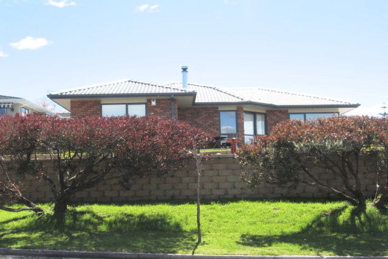 Photo of property in 3 Kinder Street, Acacia Bay, Taupo, 3330