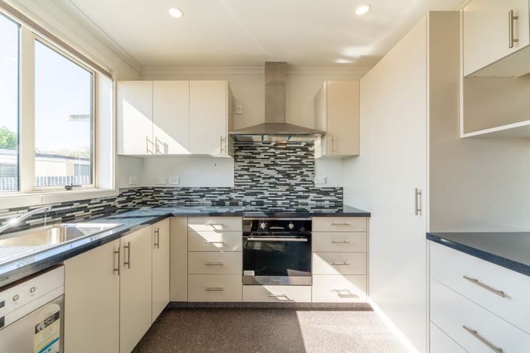 Photo of property in 25 Oxford Street, West End, Timaru, 7910