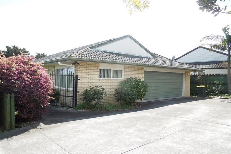 Photo of property in 72 Milson Drive, Papakura, 2110