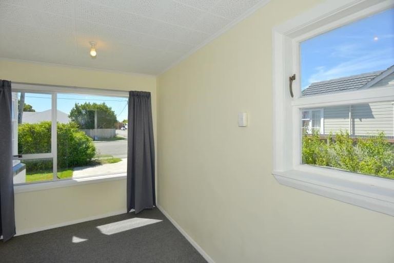 Photo of property in 1 Auburn Avenue, Upper Riccarton, Christchurch, 8041