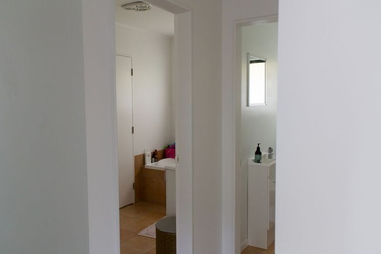 Photo of property in 61a Clifford Road, Johnsonville, Wellington, 6037