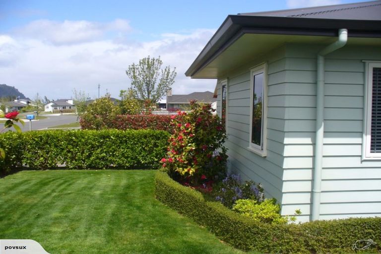 Photo of property in 39 Pukeko Way, Kinloch, Taupo, 3377