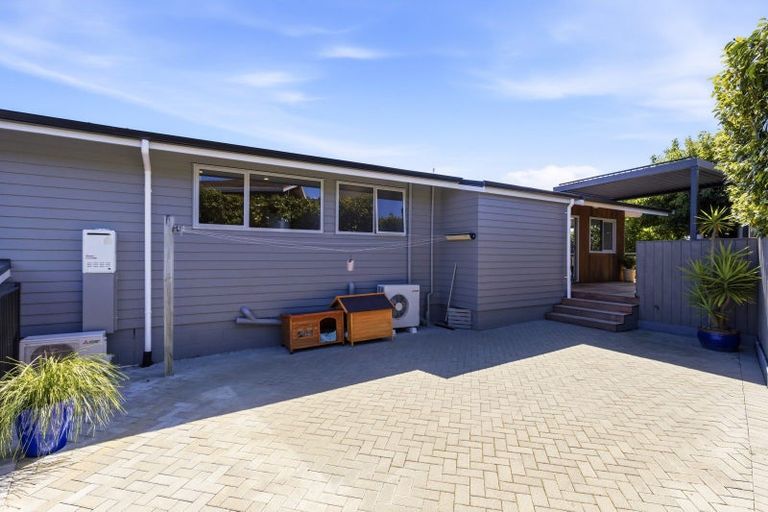 Photo of property in 15 Beachman Grove, Hilltop, Taupo, 3330
