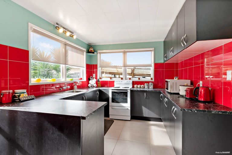 Photo of property in 80 Buckland Road, Mangere East, Auckland, 2024