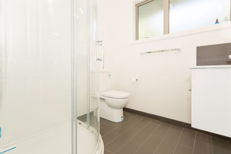 Photo of property in 25 Delaware Crescent, Russley, Christchurch, 8042