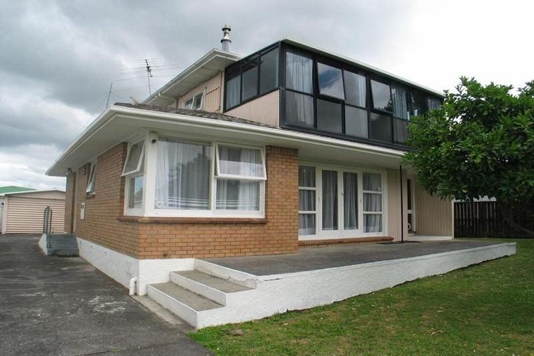 Photo of property in 44 Edinburgh Avenue, Rosehill, Papakura, 2113