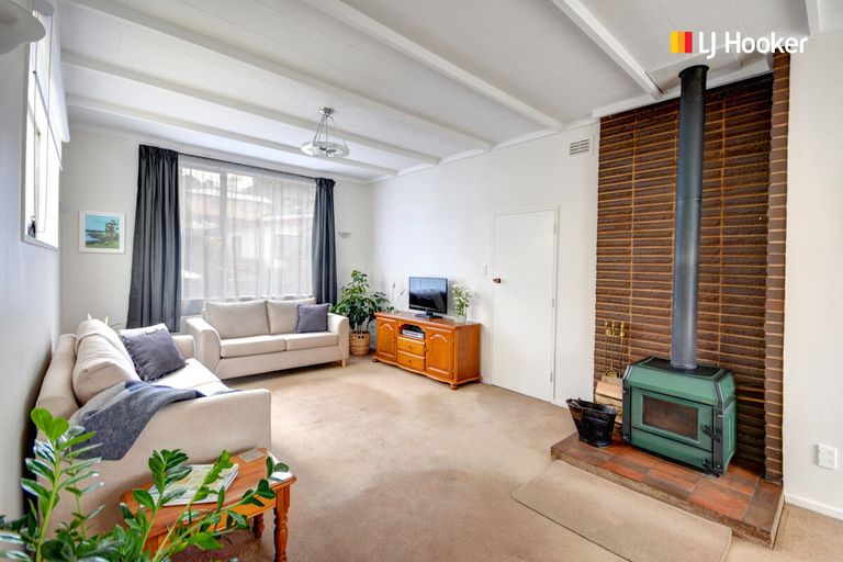 Photo of property in 63 Walton Street, Kaikorai, Dunedin, 9010