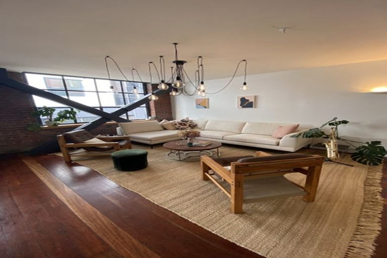 Photo of property in Bond Store Apartments, 8f Egmont Street, Te Aro, Wellington, 6011