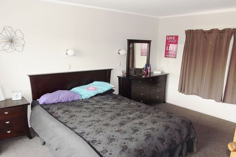 Photo of property in 19 Simon Road, Raglan, 3225