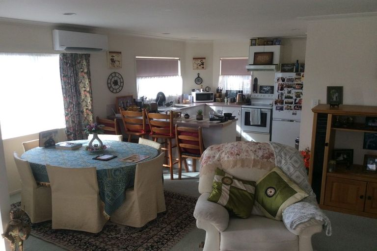 Photo of property in 496a Devonport Road, Tauranga South, Tauranga, 3112