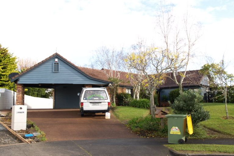 Photo of property in 9 Colleen Court, Cockle Bay, Auckland, 2014