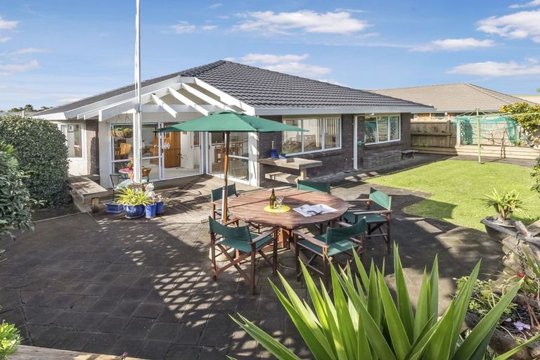 Photo of property in 1/1 Amberwood Drive, Northpark, Auckland, 2013