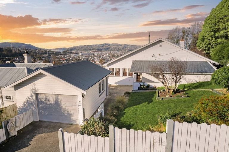 Photo of property in 35 Morrison Street, Caversham, Dunedin, 9012