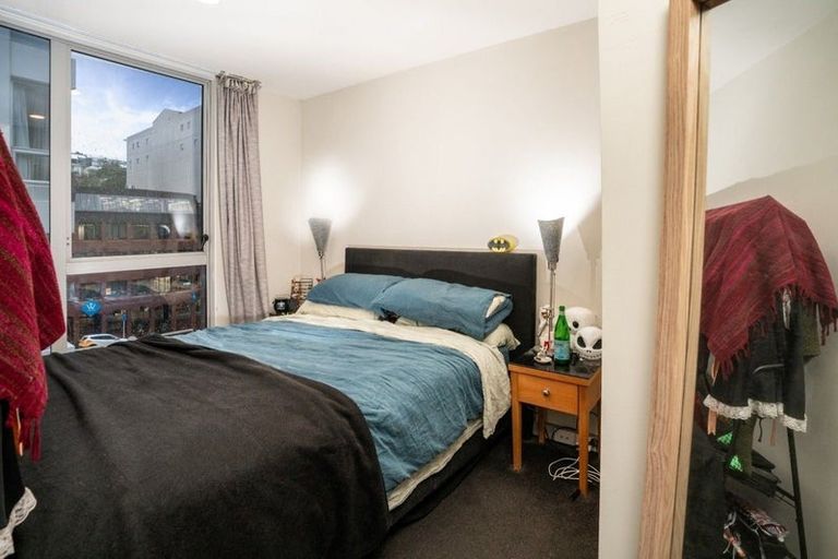 Photo of property in Terrace Heights Apartments, 2/163p The Terrace, Wellington Central, Wellington, 6011