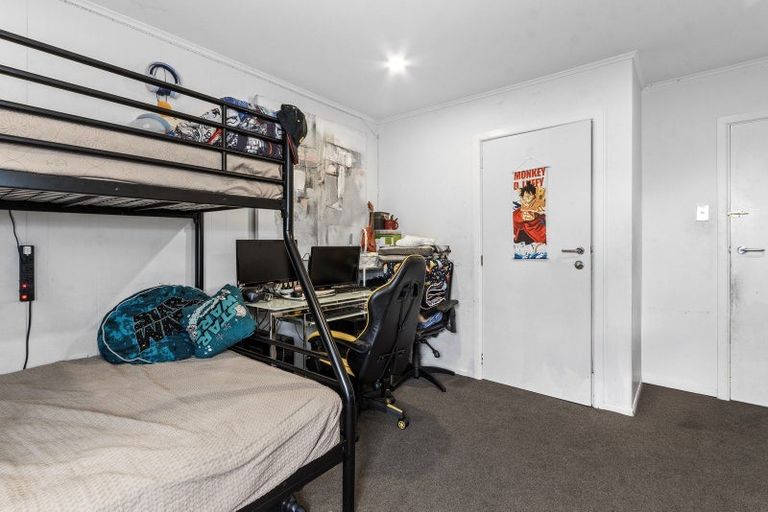 Photo of property in 415 Breezes Road, Aranui, Christchurch, 8061