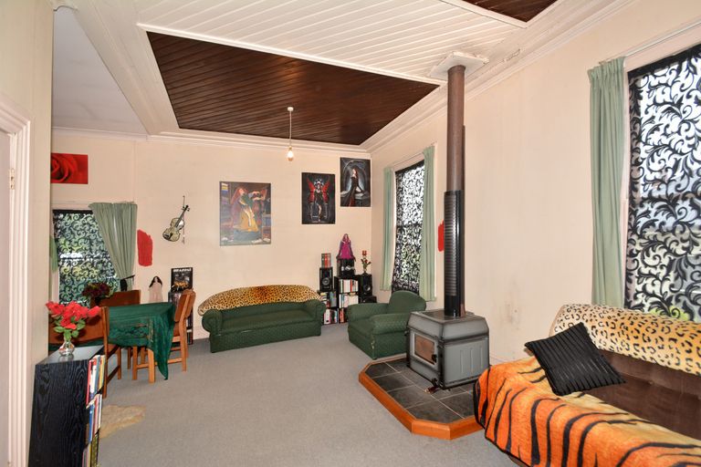 Photo of property in 136 Taieri Road, Kaikorai, Dunedin, 9010