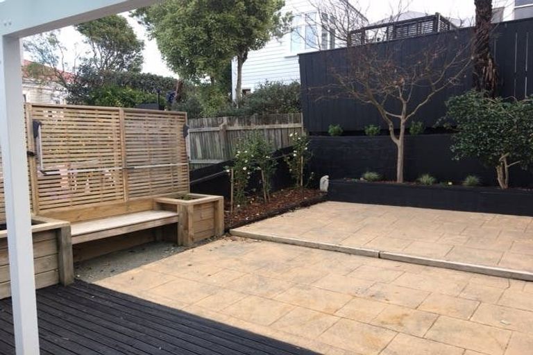 Photo of property in 5 Jeypore Street, Berhampore, Wellington, 6023