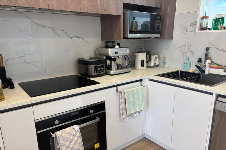 Photo of property in 3/88 Gloria Avenue, Te Atatu Peninsula, Auckland, 0610