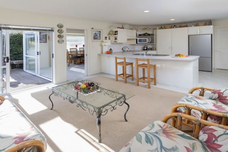 Photo of property in 1/1 Amberwood Drive, Northpark, Auckland, 2013