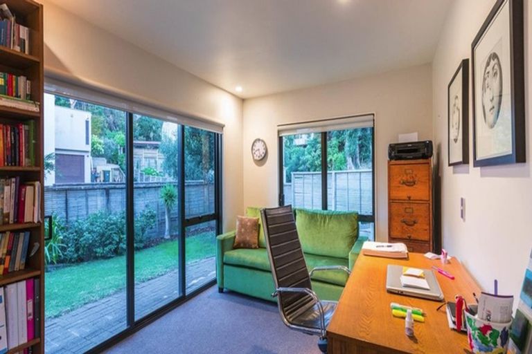 Photo of property in 26a John Rymer Place, Kohimarama, Auckland, 1071