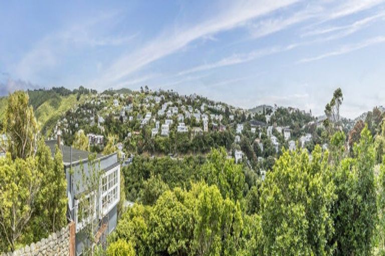 Photo of property in 16b Hadfield Terrace, Kelburn, Wellington, 6012