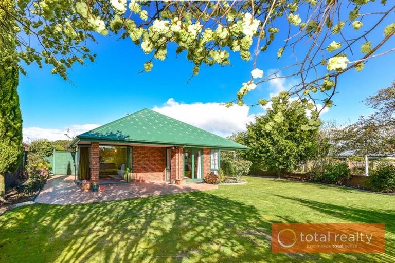 Photo of property in 28 Riverton Terrace, Halswell, Christchurch, 8025