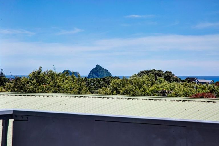 Photo of property in 75 Belt Road, New Plymouth, 4310