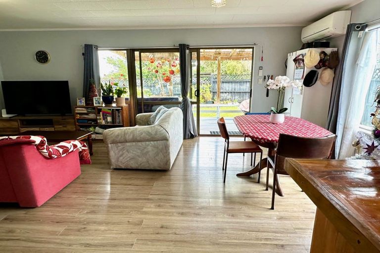 Photo of property in 44b Te Haumi Drive, Paihia, 0200