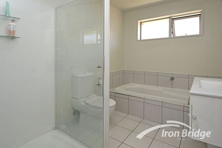 Photo of property in 18a Date Crescent, Aidanfield, Christchurch, 8025