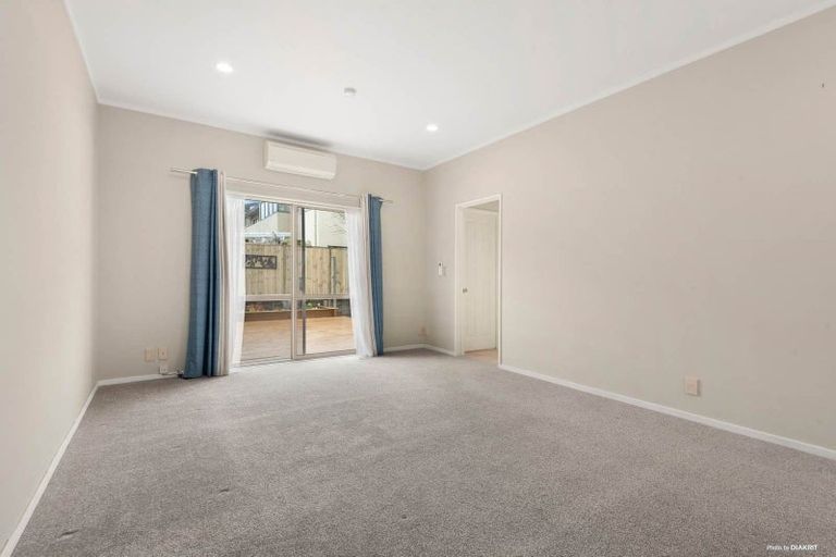 Photo of property in 3 Vitex Lane, Henderson, Auckland, 0612
