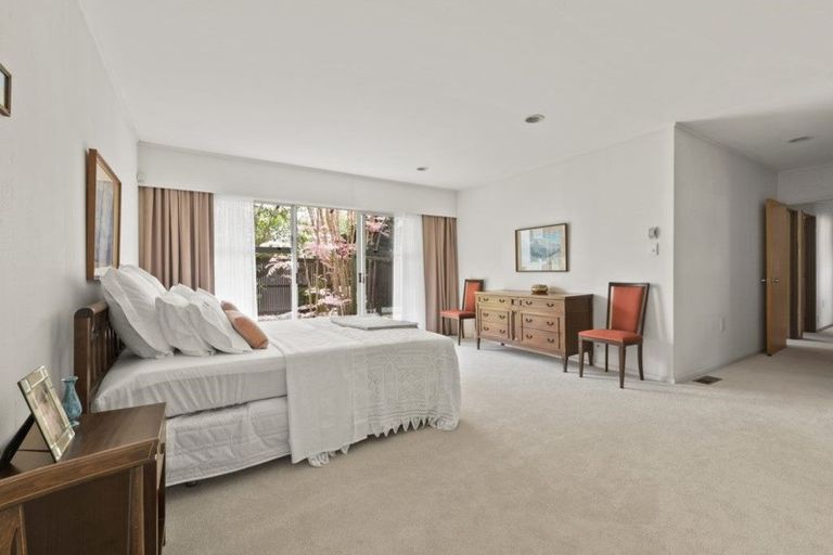 Photo of property in 57 Parr Terrace, Castor Bay, Auckland, 0620