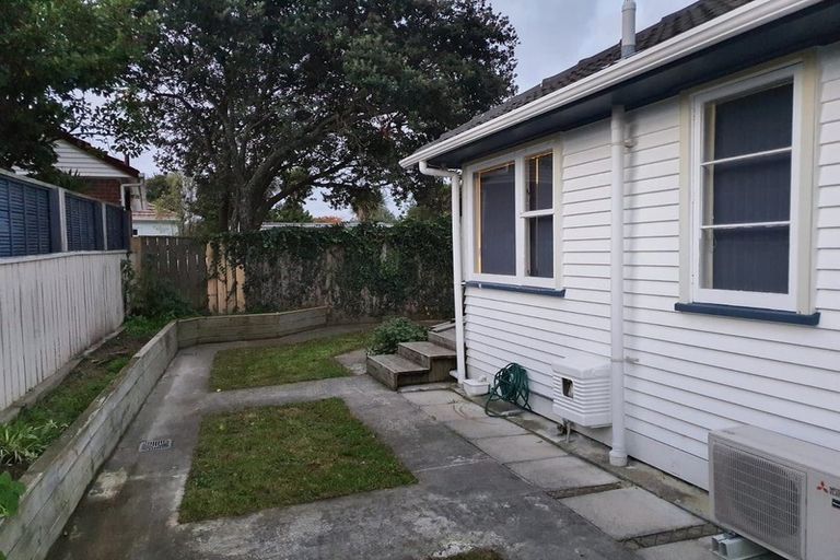 Photo of property in 263a Waterloo Road, Waterloo, Lower Hutt, 5011