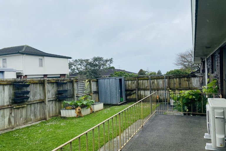 Photo of property in 1/60 Sandspit Road, Cockle Bay, Auckland, 2014