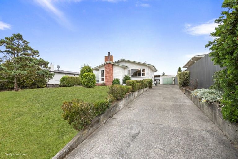 Photo of property in 18 Fairview Avenue, Feilding, 4702