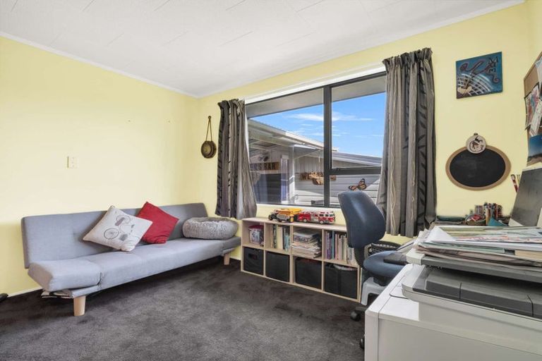 Photo of property in 7 Katterns Street, Katikati, 3129
