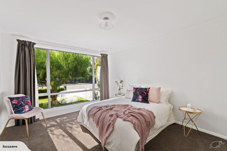 Photo of property in 33 Croziers Road, St Albans, Christchurch, 8052