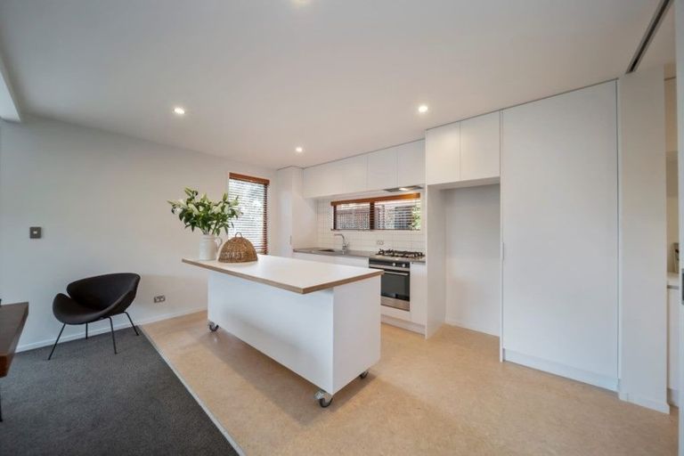 Photo of property in 28c Bayly Road, Moturoa, New Plymouth, 4310