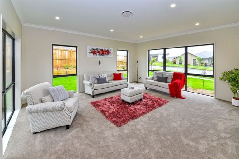 Photo of property in 3 Deol Drive, Pukekohe, 2120