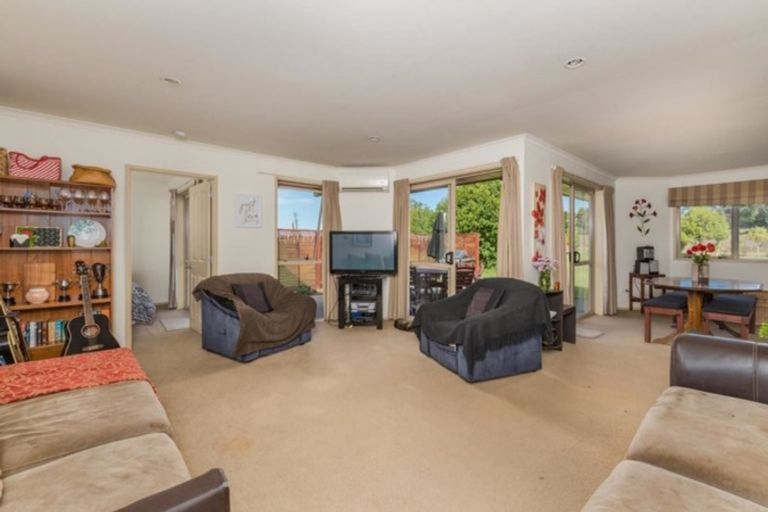 Photo of property in 10 Mccaughan Road, Kerikeri, 0294